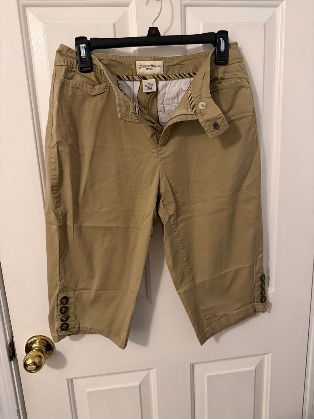 St. John's Bay Women’s Khaki Clamdiggers